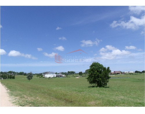 Terreno En Venta En Punta Del Este, La Barra, Barrio Privado El Quijote - Ref: 20940