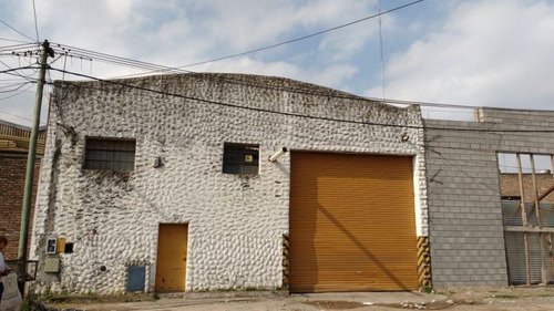 Imagen 1 de 10 de Galpon En Venta En José C Paz
