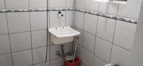 Casa Rio Das Ostras Praia ( Kitnet) Com Varadão Grande