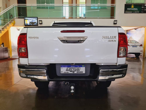 Imagem 4 de 9 de Toyota Hilux 2.8 Srx 4x4 Cd 16v Diesel 4p Automático
