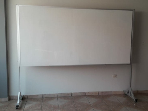 Imagen 5 de 7 de Pizarra Acrilica Moviles Con Parantes Rodantes