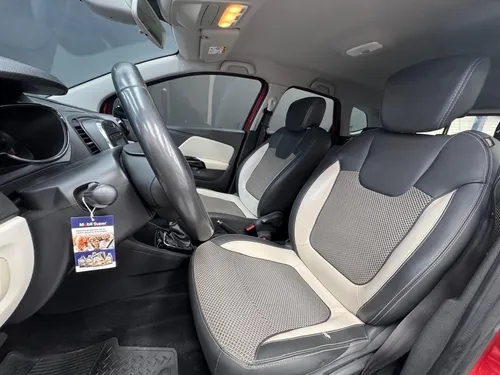 Renault Captur 2.0 Intens Automática