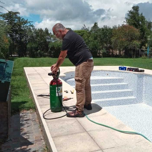 Imagen 5 de 10 de Deteccion Pérdidas Fugas De Agua Piletas Piscinas Servicio