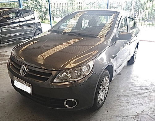 Volkswagen Voyage 1.0 Vht Total Flex 4p 2011