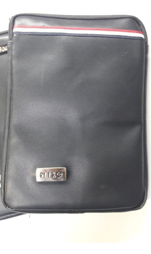 Imagen 3 de 6 de Funda Universal Para Tablet Hasta 9.5 Pulgadas Negro 16x25cm