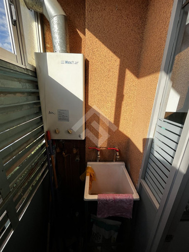 Depto., En Venta De 3 Dorm., 1 Baño, En La Cisterna