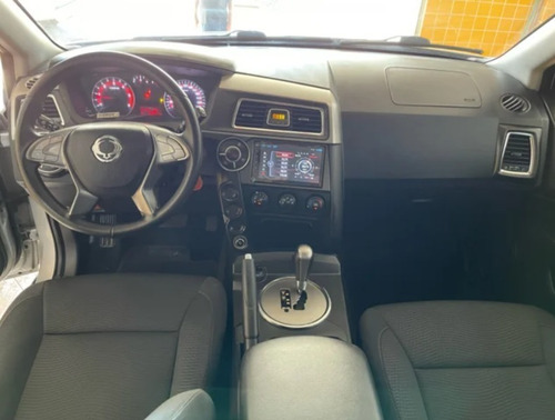 SsangYong Actyon 2.2 Dlx Cab. Dupla 4x4 Aut. 4p