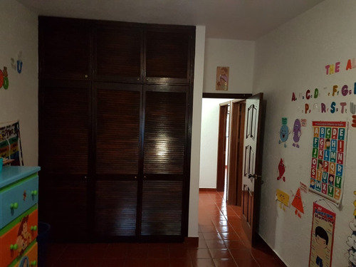 Imagen 15 de 19 de Santa María Cómoda Casa Amplia En Privada Con Portón Eléctrico, Jardín, Garaje