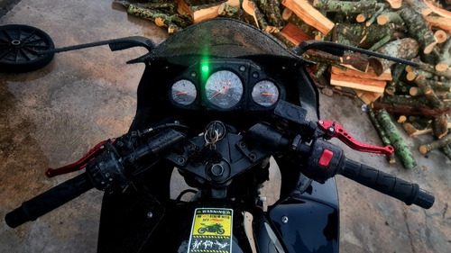 Imagen 5 de 13 de Kawasaki R250