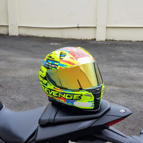 Imagem 2 de 2 de Viseira Capacete Mt Revenge 2 Blade 2 V14 Dourada