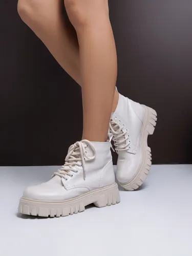 Botitas urbanas new arrivals