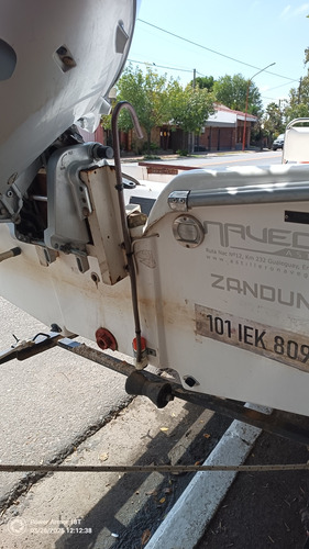 Tracker Malecom Con Motor Honda 20 Hp