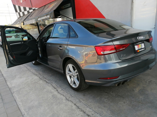 Imagen 11 de 15 de Audi A3 2018 2.0 Sedán L Dynamic At Dsg