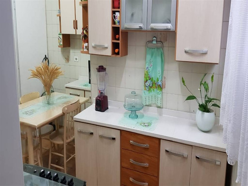 Imagem 16 de 30 de Apartamento A Venda Com 2 Dormitorios , 1 Suite, 2 Banheiros , Dependencia De Empregada , Vaga De Garagem. Predio Com Elevador E Salao De Festas. - Hm3372