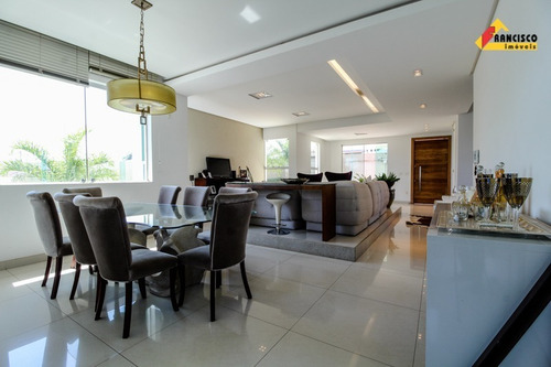 Imagem 3 de 27 de Casa À Venda, 5 Quartos, 1 Suíte, 9 Vagas, Belvedere - Divinópolis/mg - 30848