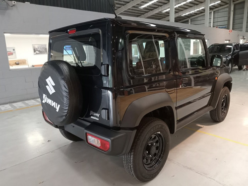 Suzuki Jimny Gl 4x4 Mt