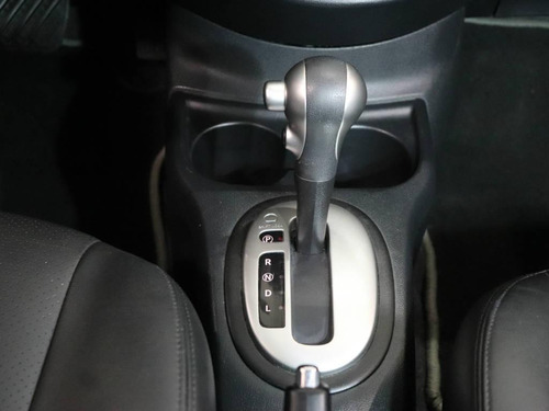 Imagem 10 de 15 de Nissan Versa Unique 1.6 Xtronic