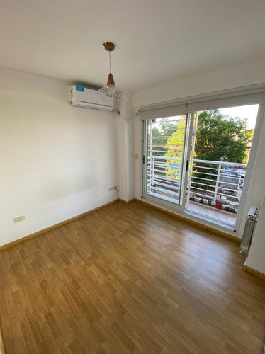 Imagen 4 de 7 de Espectacular Departamento 2 Amb. En Pleno Centro De Lomas De