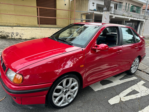 SEAT Cordoba 1.8 Glx 4p