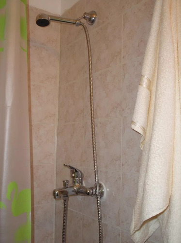 Alquiler Amueblado Aguada, Planta Baja 1 Dormitorio, Opc Gje