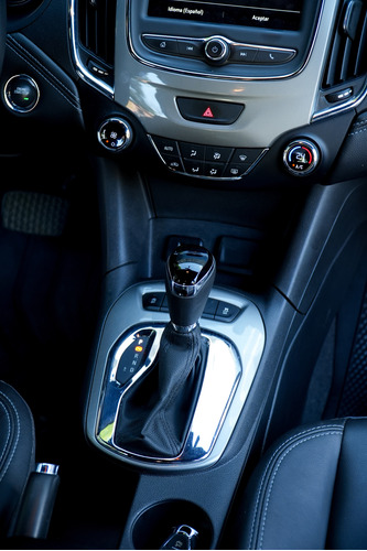 Chevrolet Cruze 1.4 Midnight At Sedan