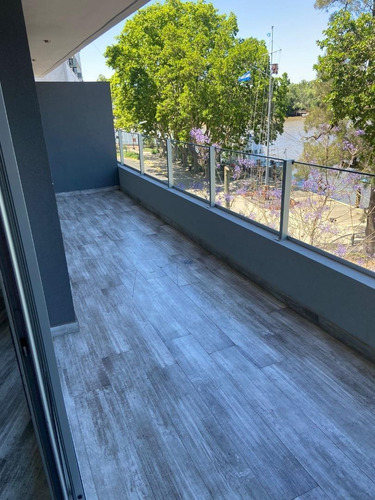 Imagen 15 de 23 de Departamento Con Muy Buena Ubicacion Y Excelente Vista