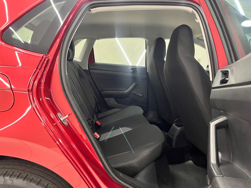 Volkswagen Polo 1.0 MPI MANUAL