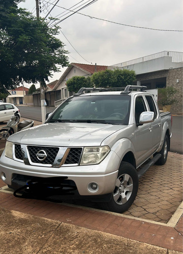 Nissan Frontier 2.5 Le Cab. Dupla 4x4 Aut. 4p