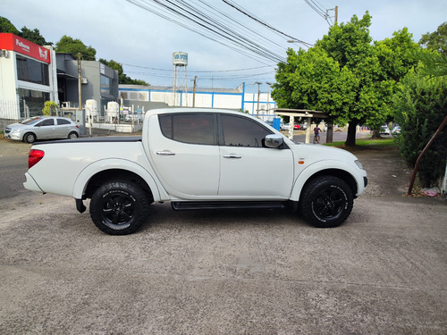 Mitsubishi L200 3.2 Triton Hpe Cab. Dupla 4x4 Aut. 4p