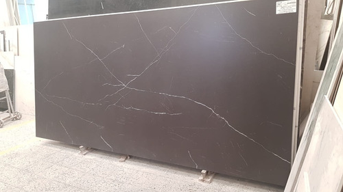 Recibidor Frías 100x30 Spl Negro Marquina Satin Base Cromo