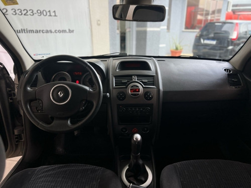 Renault Megane 1.6 DYNAMIQUE 16V FLEX 4P MANUAL