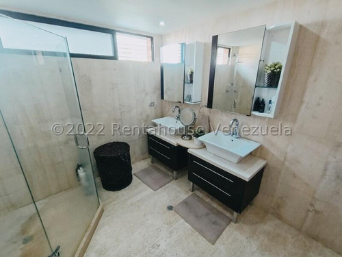 Casa Moderna Con Exceletes Acabados De Primera En Venta Ubicada En La Viña Valencia Carabobo Venezuela Cod 25-1591 Eloisa Mejia