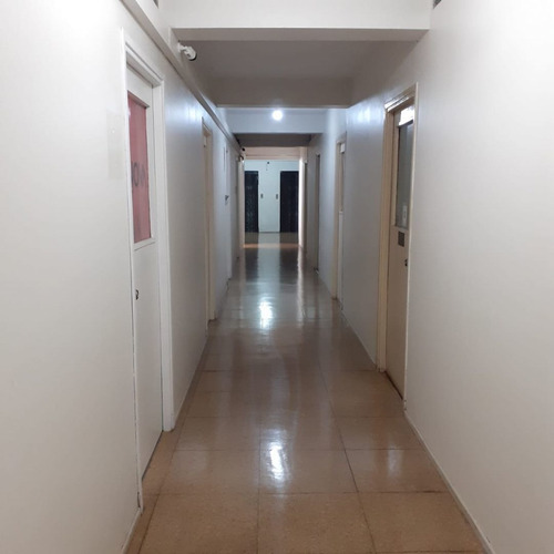 Imagen 7 de 9 de Oficina En Alquiler En Microcentro Platense.