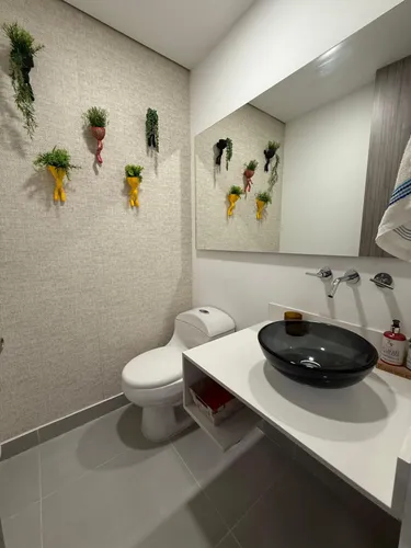 Apartamento En Arriendo/venta En Loma Del Escobero. Cod A24072