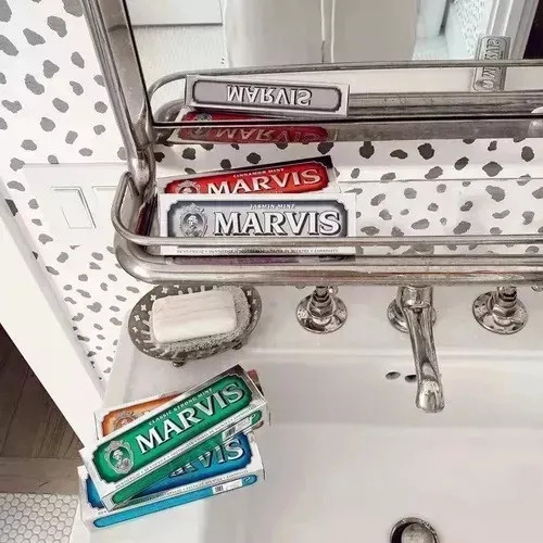 / Pasta De Dientes Blanqueador De Chicle De Menta Marvis
