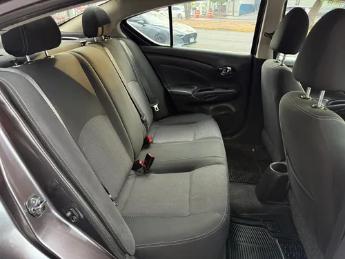 Nissan Versa 1.6 Advance Mt