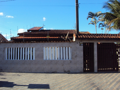 Imagem 11 de 12 de Casa Com Edícula À 448 Metros Da Praia - Rec. Bandeirantes - Ref. 1017