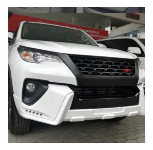 Body Kit Con Luces Drl Y Parrilla Trd Toyota Fortuner 17 21