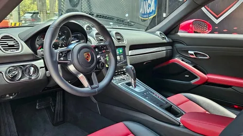 Porsche 718 Cayman 2024