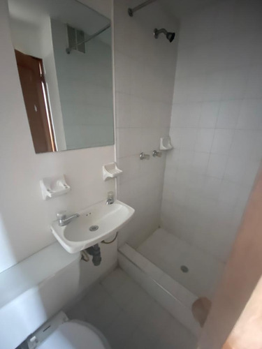 Imagen 16 de 17 de Apartamento En Venta En Bogotá Batán. Cod 13072