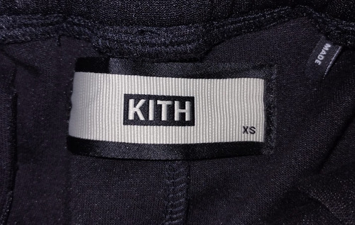 Short Kith Color Negro Caballero Talla S/ch (Usado)