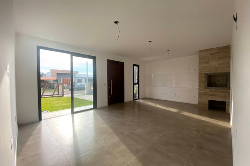 Imagem 15 de 30 de Casa À Venda Em Capão Da Canoa - Ca01426 - 69828661
