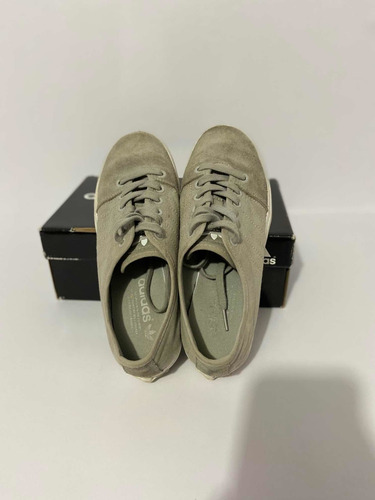 Adidas Basic Low (Usado)