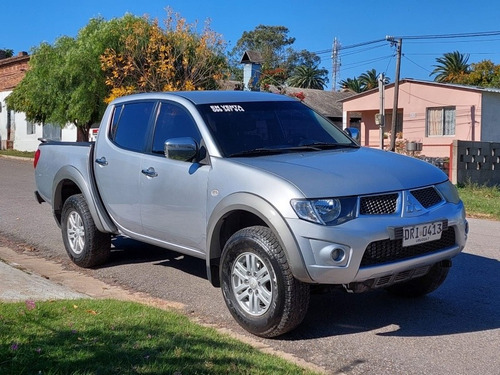 Mitsubishi L200 2014 2.5 Cd 4wd High-power Di-d 178cv Mt