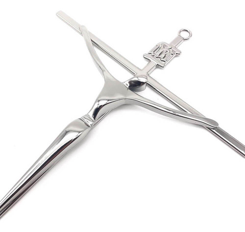 Crucifixo De Metal Prateado Parede Pequeno 19 Cm