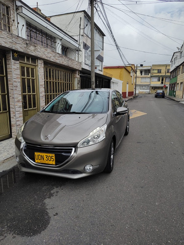 Peugeot 208 1.6 Allure