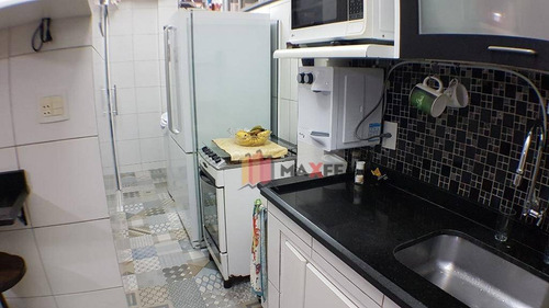 Imagem 8 de 22 de Excelente Apartamento No Tanque! - Ap0487