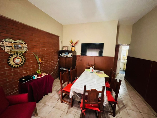 Casa En Venta En Grand Bourg