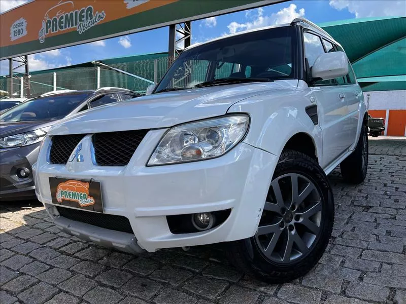 Mitsubishi Pajero TR4 Pajero Tr4 2.0 Flex Aut. 4x2