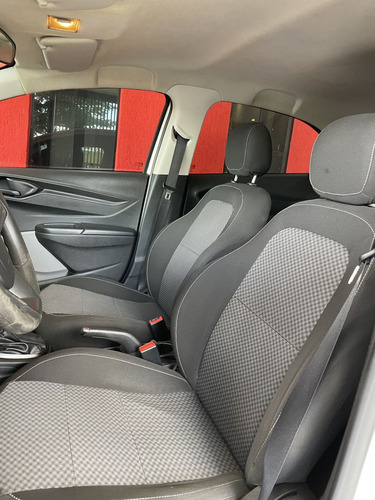 Chevrolet Onix ONIX HATCH Joy 1.0 8V Flex 5p Mec.